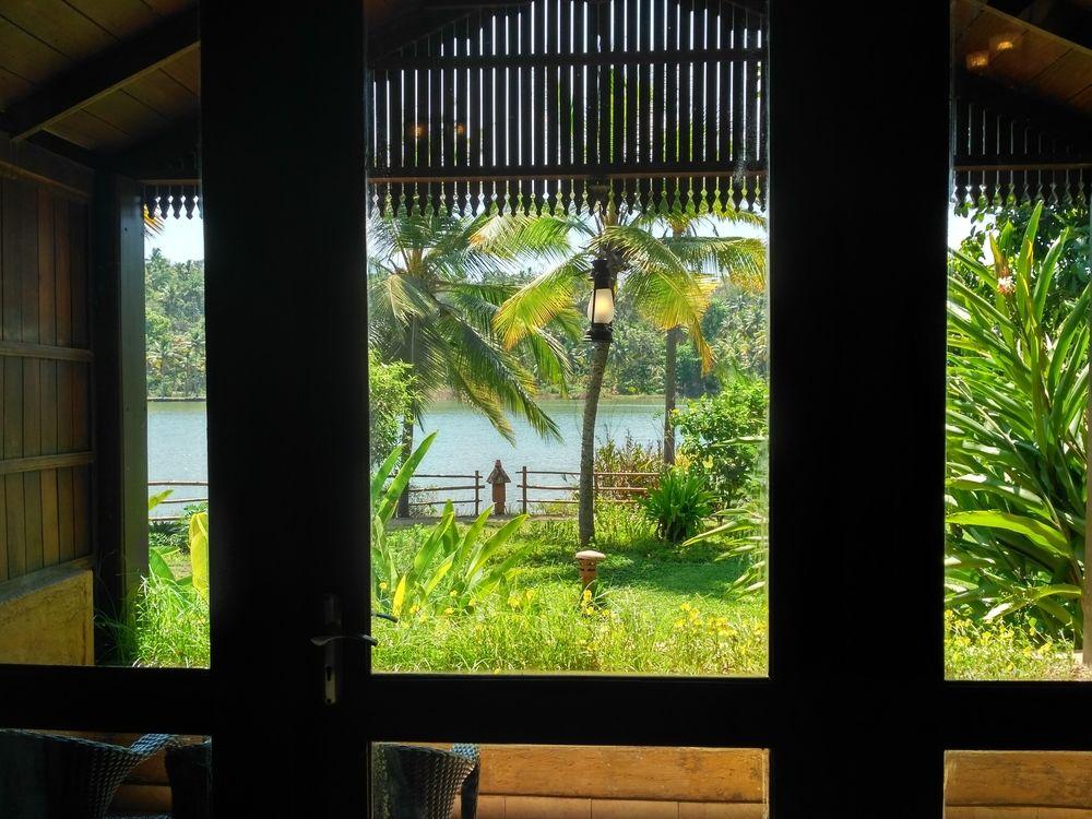 Fragrant Nature Backwater Resort & Ayurveda Spa Kollam Exterior foto