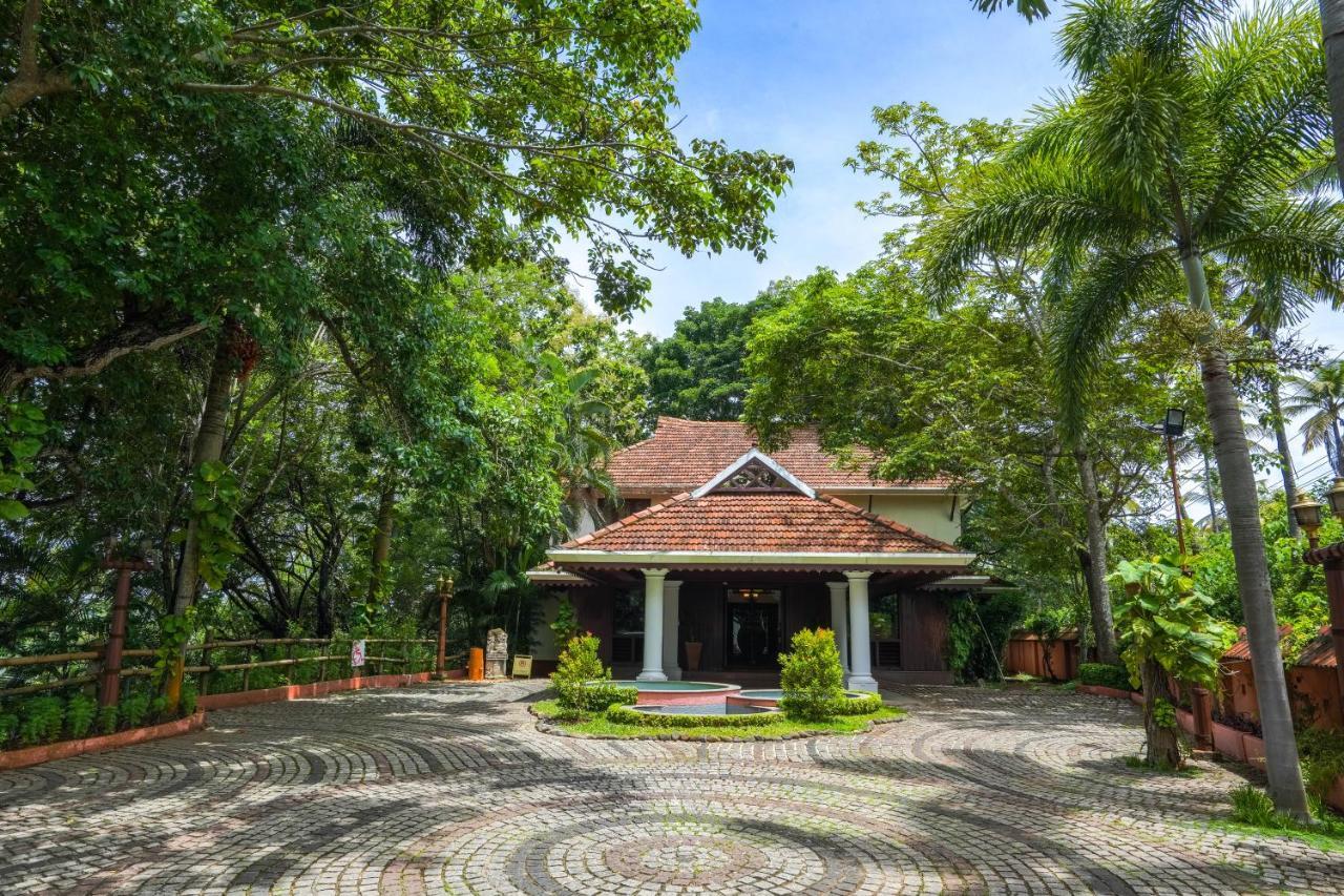 Fragrant Nature Backwater Resort & Ayurveda Spa Kollam Exterior foto