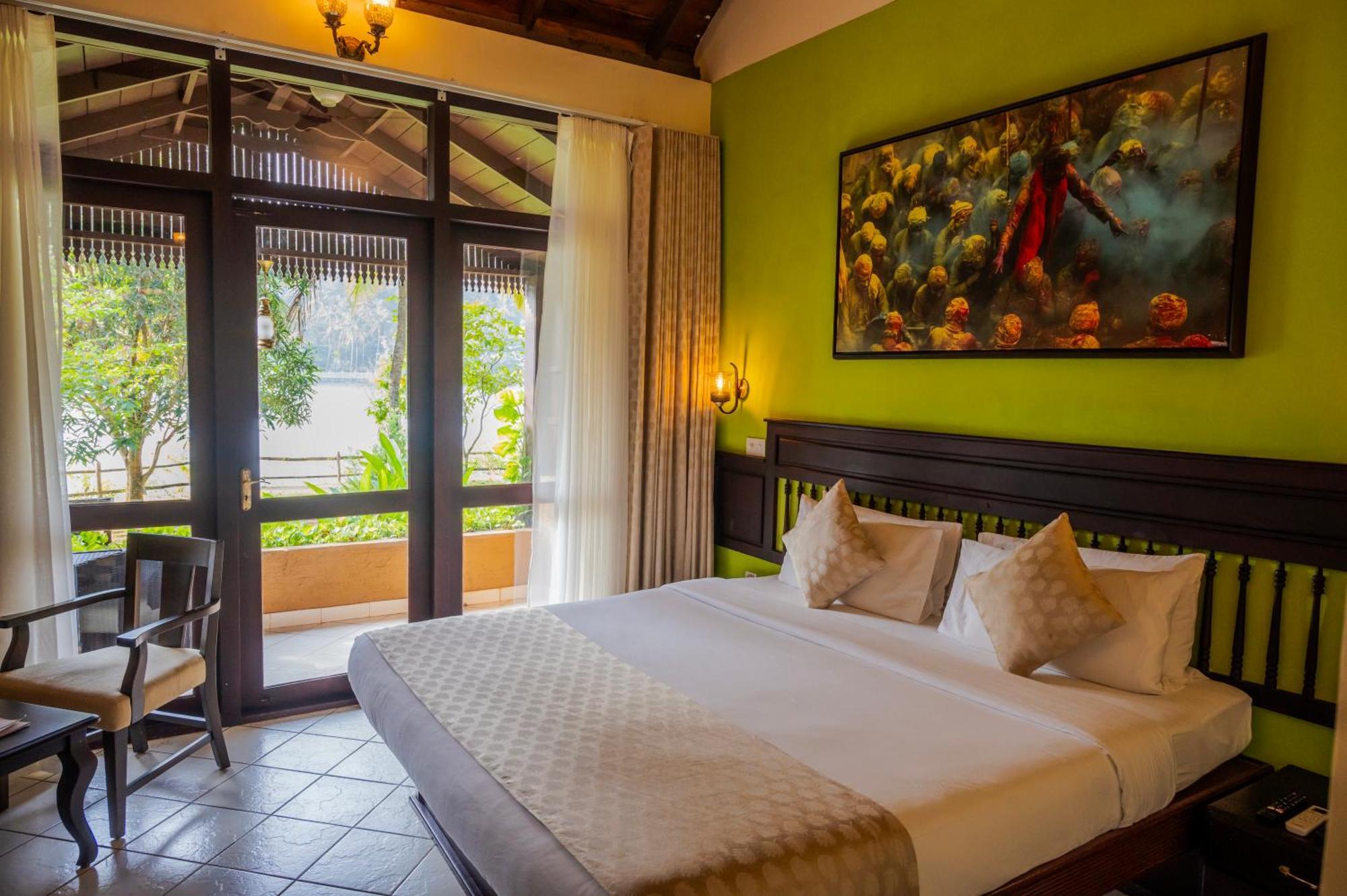 Fragrant Nature Backwater Resort & Ayurveda Spa Kollam Exterior foto